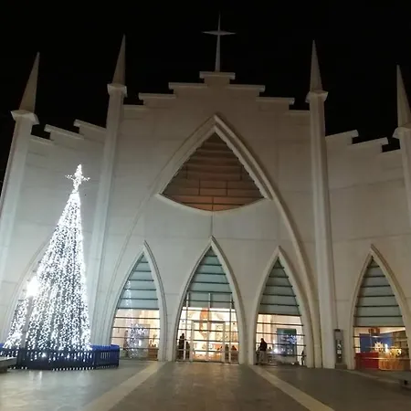 Дом отдыха Beach Apartment Torrevieja Торевьиа