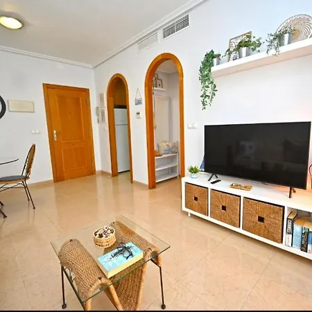 Beach Apartment Torrevieja Дом отдыха Торевьиа